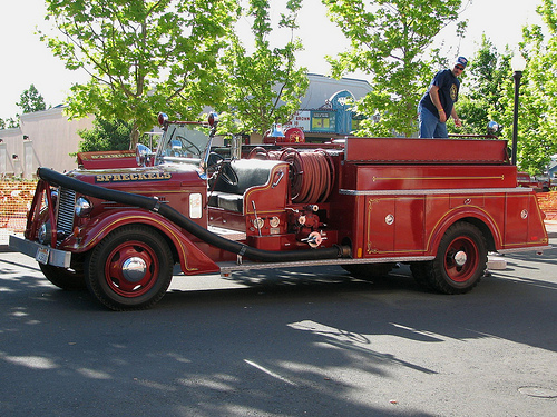 White Pumper