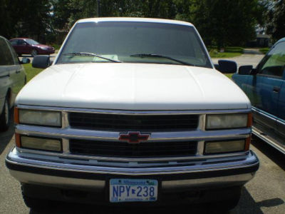 1998 Chevrolet 1500 5 FT BED