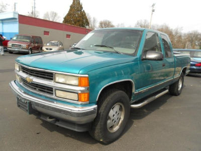 1995 Chevrolet 1500  5 FT BED