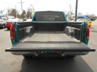 1995 Chevrolet 1500  5 FT BED