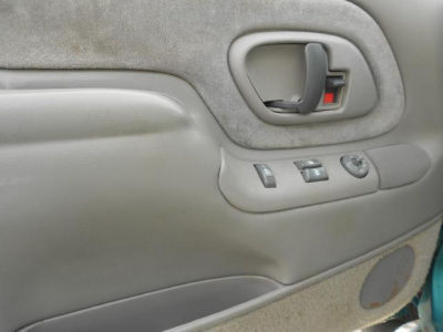 1995 Chevrolet 1500  5 FT BED