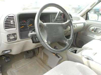 1995 Chevrolet 1500  5 FT BED