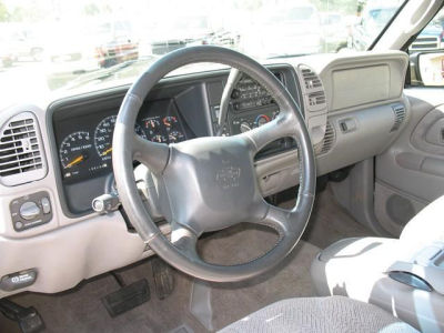 1998 Chevrolet 1500  5 FT BED
