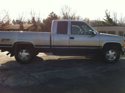 1998 Chevrolet 1500  5 FT BED