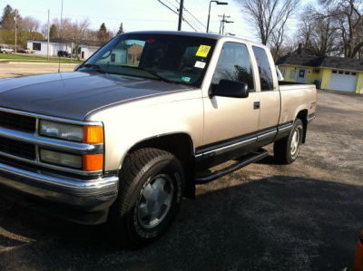 1998 Chevrolet 1500  5 FT BED