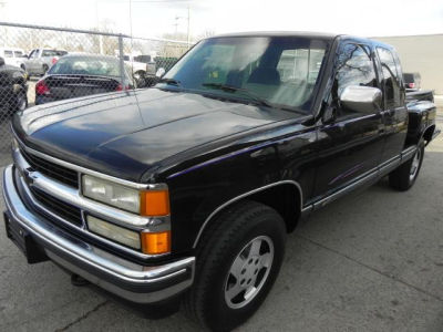 1994 Chevrolet 1500  5 FT BED