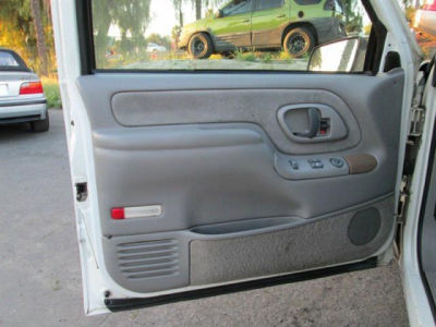 1995 Chevrolet 1500  141