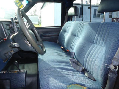 1998 Chevrolet 1500  W T FT BED
