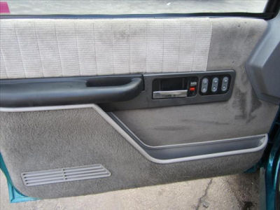 1994 Chevrolet 1500  141