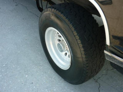 1988 Chevrolet 1500  WITH NEW SYSTEM WORKS GREAT