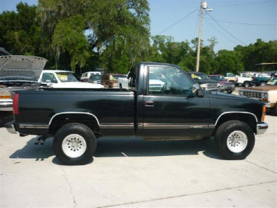 1988 Chevrolet 1500  WITH NEW SYSTEM WORKS GREAT