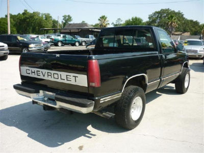 1988 Chevrolet 1500  WITH NEW SYSTEM WORKS GREAT