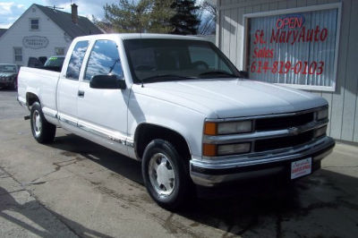 1998 Chevrolet 1500  FT BED