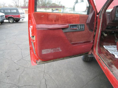 1993 Chevrolet 1500 8 FT BED