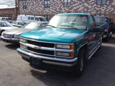 1995 Chevrolet 1500  5 FT BED