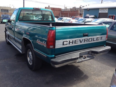 1995 Chevrolet 1500  5 FT BED