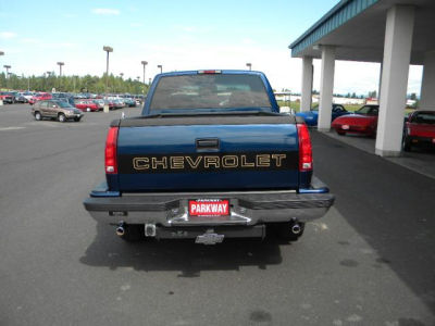 1996 Chevrolet 1500 -
   Cars.com </title>
   <meta name="title" content="1996 Chevrolet 1500 - Cars.com"/>
   <meta name="description" content="Listed on Cars.com