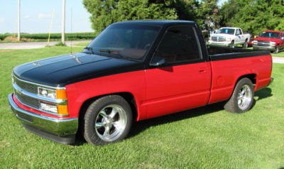 1994 Chevrolet 1500  Sport -
   Cars.com </title>
   <meta name="title" content="1994 Chevrolet 1500  Sport - Cars.com"/>
   <meta name="description" content="Listed on Cars.com