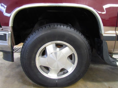 1997 Chevrolet 1500 -
   Cars.com </title>
   <meta name="title" content="1997 Chevrolet 1500 - Cars.com"/>
   <meta name="description" content="Listed on Cars.com