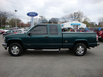 1997 Chevrolet 1500 Silverado -
Cars.com </title>
<meta name="title" content="1997 Chevrolet 1500 Silverado - Cars.com"/>
<meta name="description" content="Listed on Cars.com