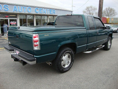 1997 Chevrolet 1500 Silverado -
Cars.com </title>
<meta name="title" content="1997 Chevrolet 1500 Silverado - Cars.com"/>
<meta name="description" content="Listed on Cars.com