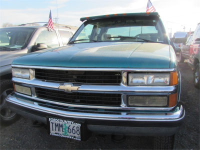 1995 Chevrolet 1500 -
   Cars.com </title>
   <meta name="title" content="1995 Chevrolet 1500 - Cars.com"/>
   <meta name="description" content="Listed on Cars.com