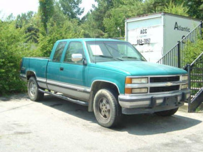 1994 Chevrolet 1500  FT BED -
   Cars.com </title>
   <meta name="title" content="1994 Chevrolet 1500  FT BED - Cars.com"/>
   <meta name="description" content="Listed on Cars.com