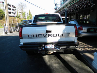 1995 Chevrolet 1500  Silverado -
   Cars.com </title>
   <meta name="title" content="1995 Chevrolet 1500  Silverado - Cars.com"/>
   <meta name="description" content="Listed on Cars.com