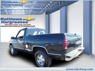 1997 Chevrolet 1500 117 WB -
Cars.com </title>
<meta name="title" content="1997 Chevrolet 1500 117 WB - Cars.com"/>
<meta name="description" content="Listed on Cars.com