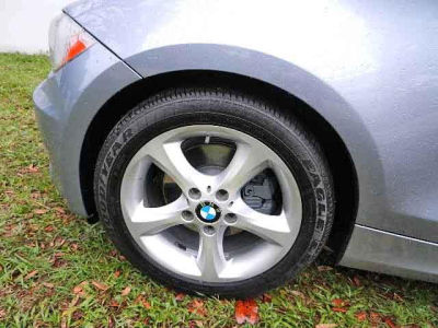 2011 BMW 128 i