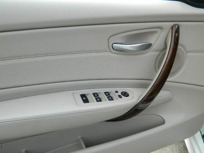 2010 BMW 128 i