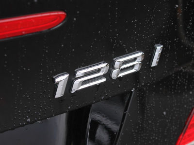 2009 BMW 128  i