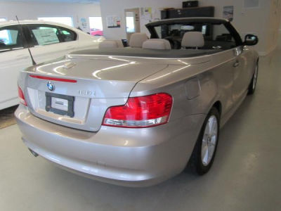 2011 BMW 128 i