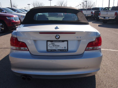 2009 BMW 128 i