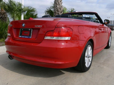 2011 BMW 128  i