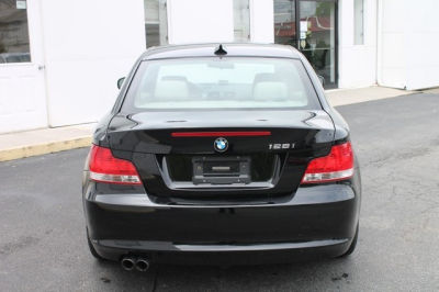 2010 BMW 128  i