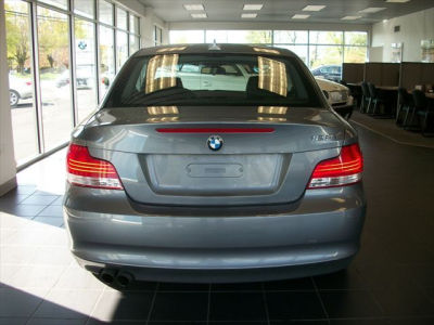 2009 BMW 128 i