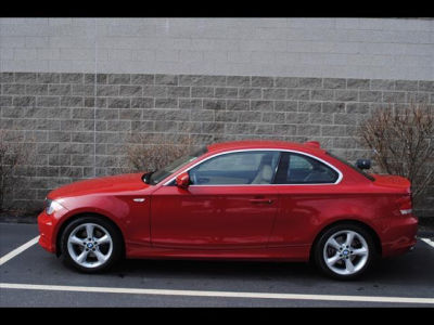 2011 BMW 128 i