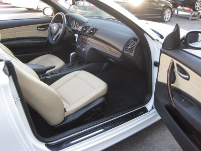 2009 BMW 128  i