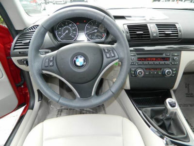 2010 BMW 128  i