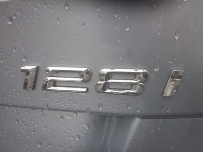 2009 BMW 128 i