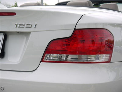 2008 BMW 128 i