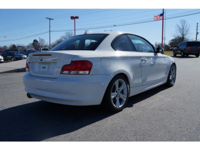2009 BMW 128 i