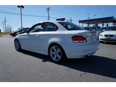 2009 BMW 128 i