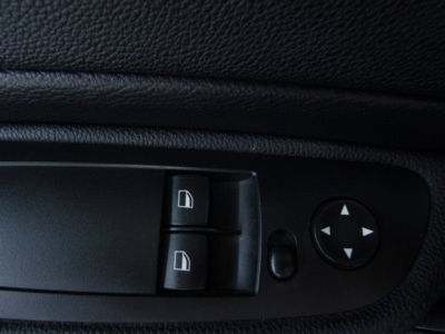 2009 BMW 128  i