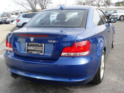 2009 BMW 128 i