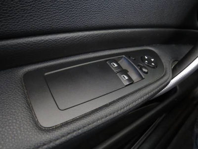 2010 BMW 128  i