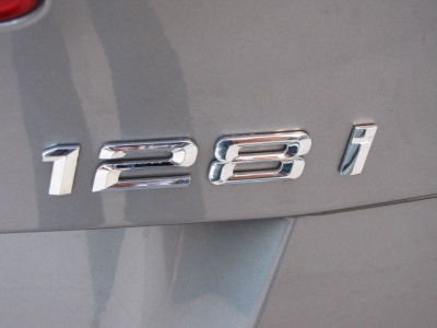 2011 BMW 128 i