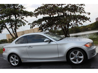 2009 BMW 128  i