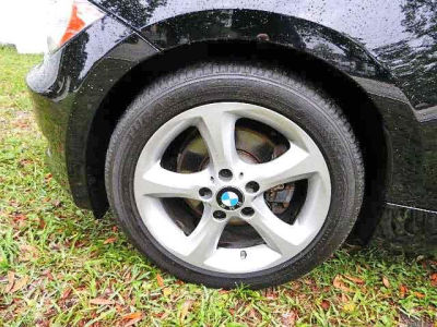 2010 BMW 128  i -
   Cars.com </title>
   <meta name="title" content="2010 BMW 128  i - Cars.com"/>
   <meta name="description" content="Listed on Cars.com